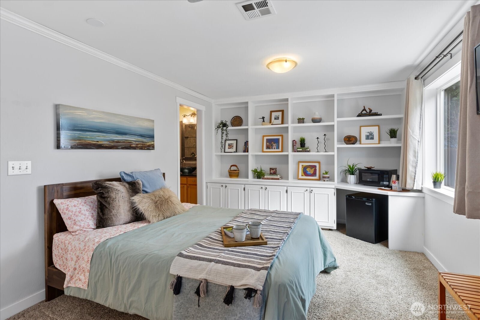 26376 Barrett Road NE, Kingston, WA 98346