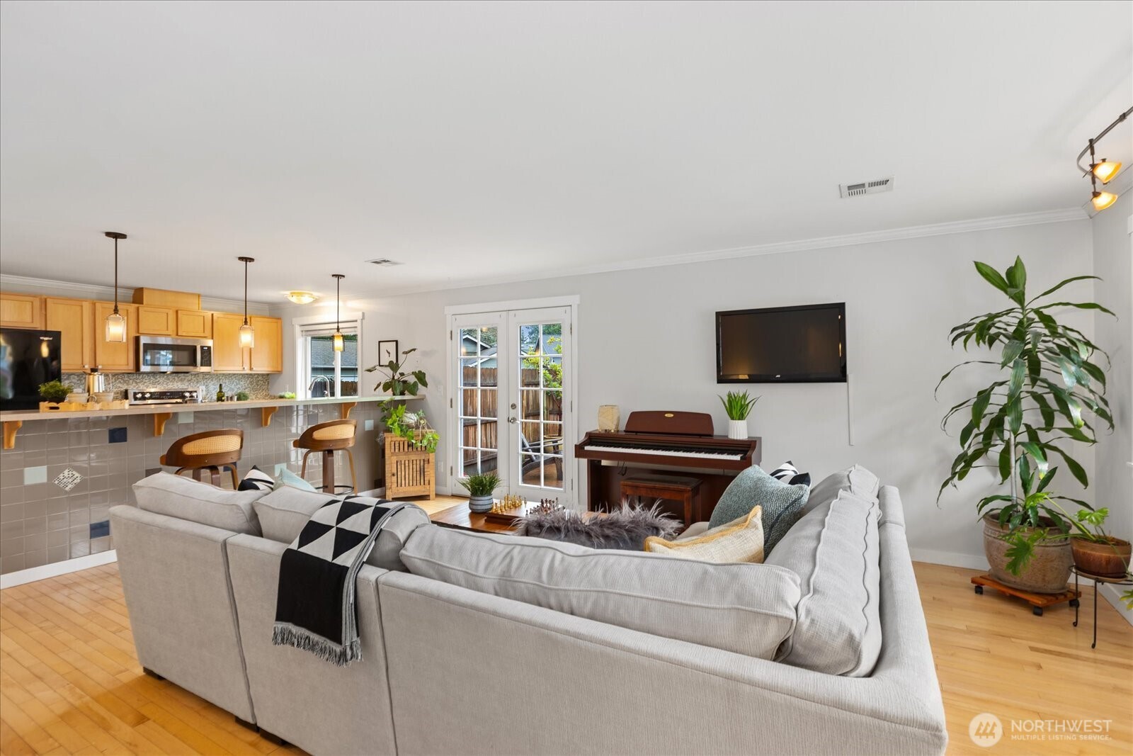 26376 Barrett Road NE, Kingston, WA 98346