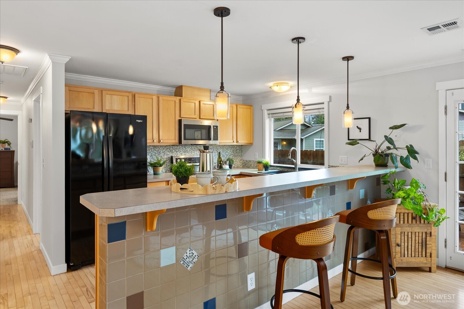 26376 Barrett Road NE, Kingston, WA 98346