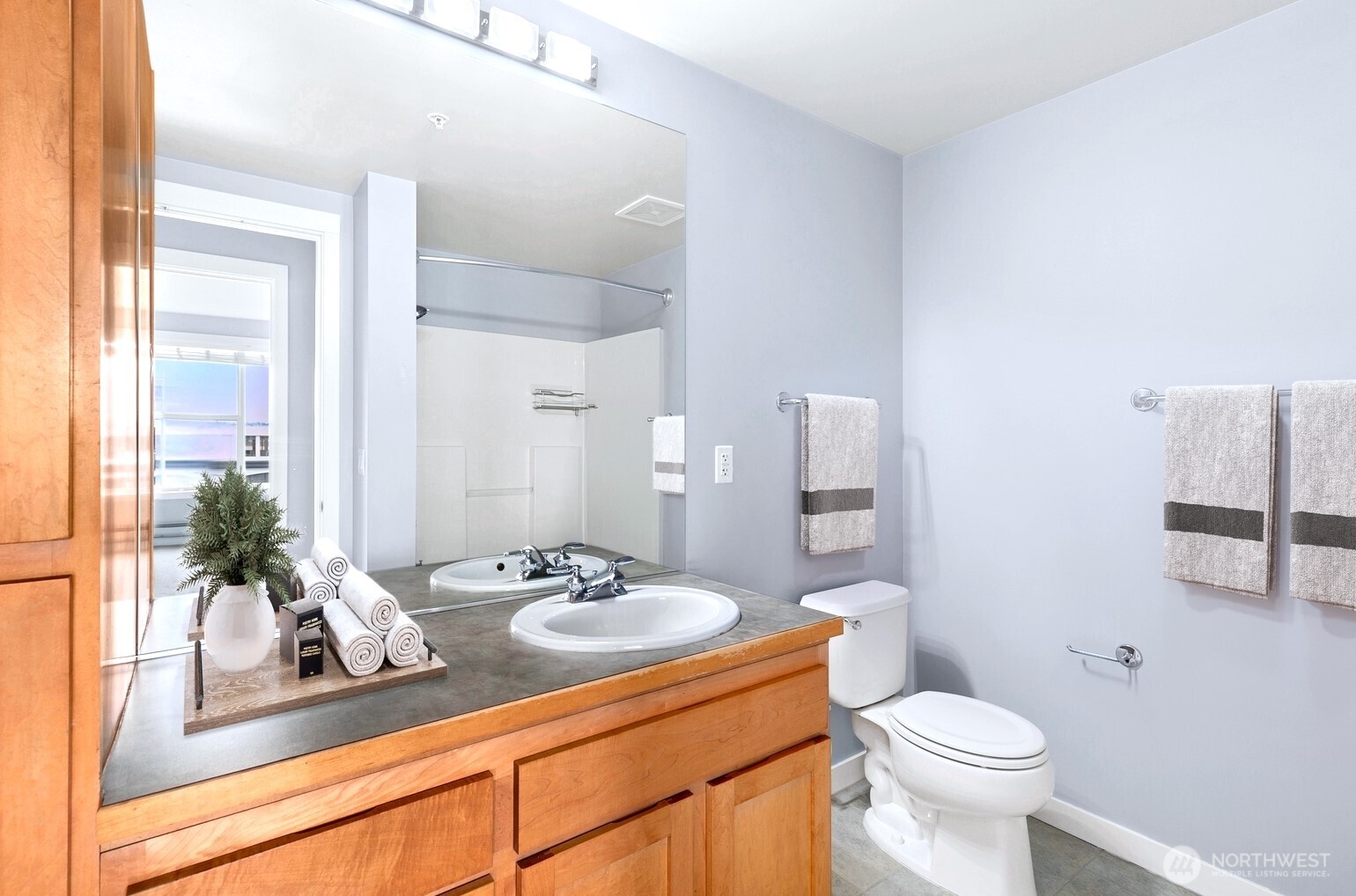 2607 Western Avenue #452, Seattle, WA 98121