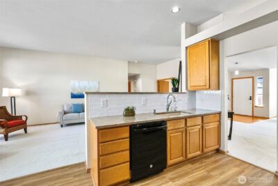5715 149th Street SE, Everett, WA 98208 - Photo 9