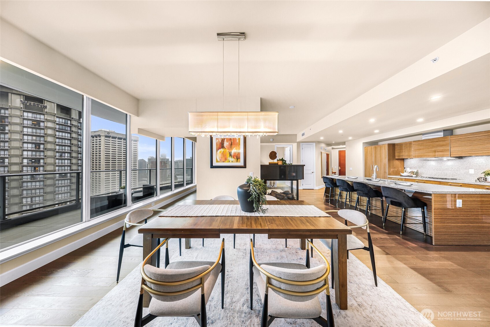 1920 4th Avenue #2605, Seattle, WA 98101