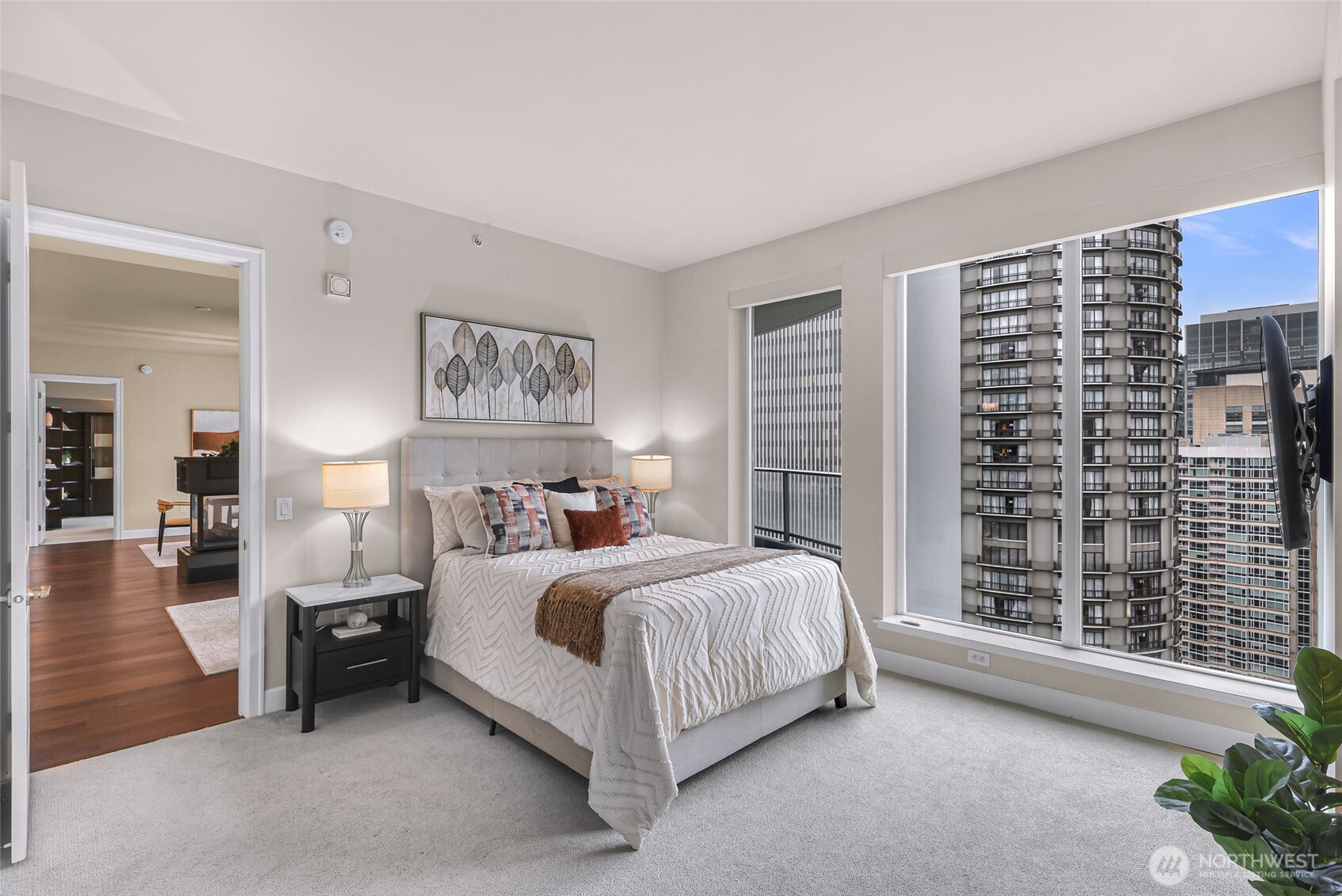 1920 4th Avenue #2605, Seattle, WA 98101