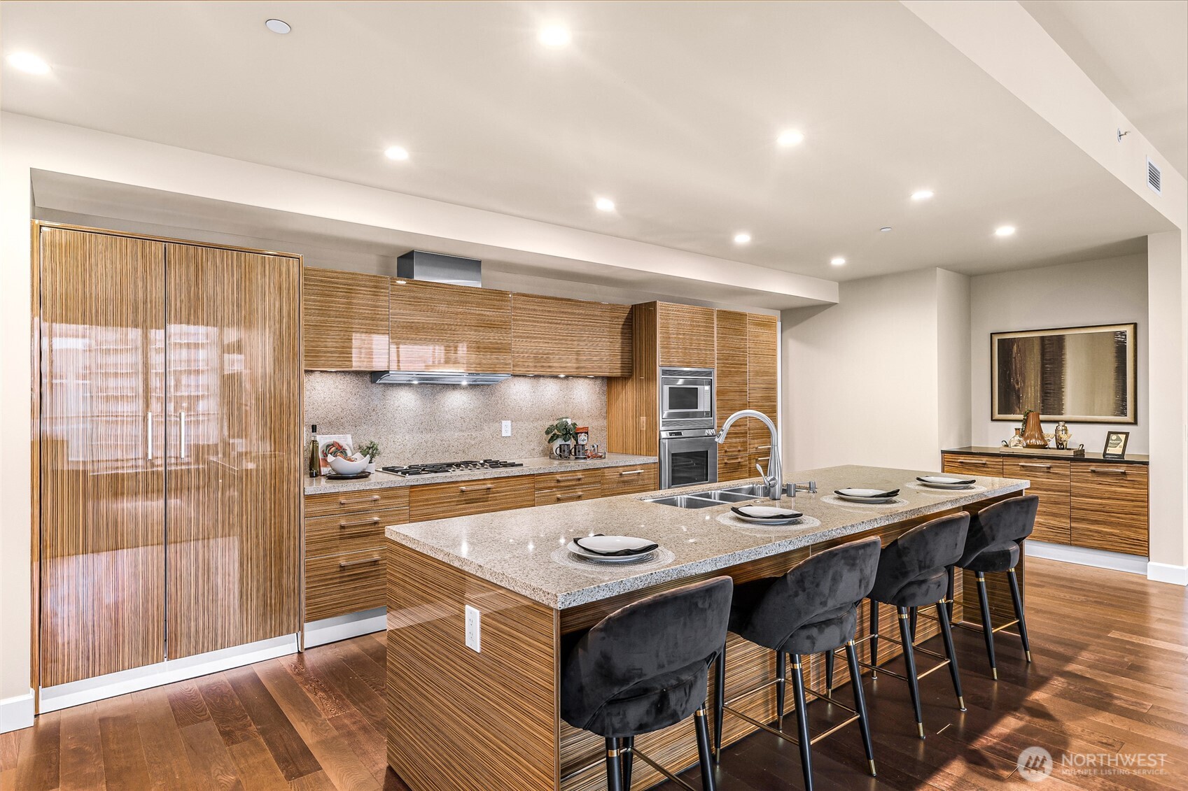 1920 4th Avenue #2605, Seattle, WA 98101