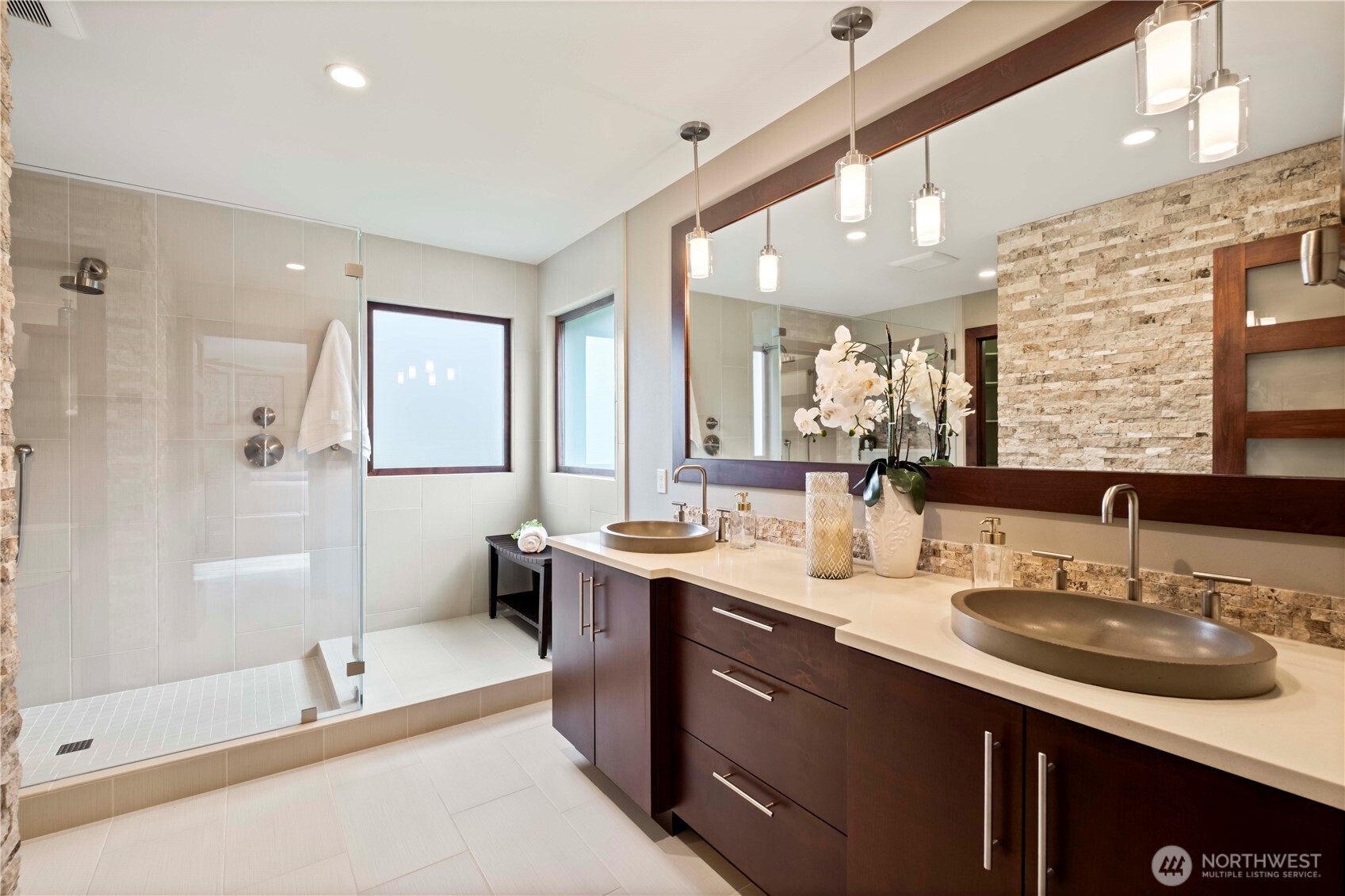 28551 NE 63rd Way , Carnation, WA 98014-9511