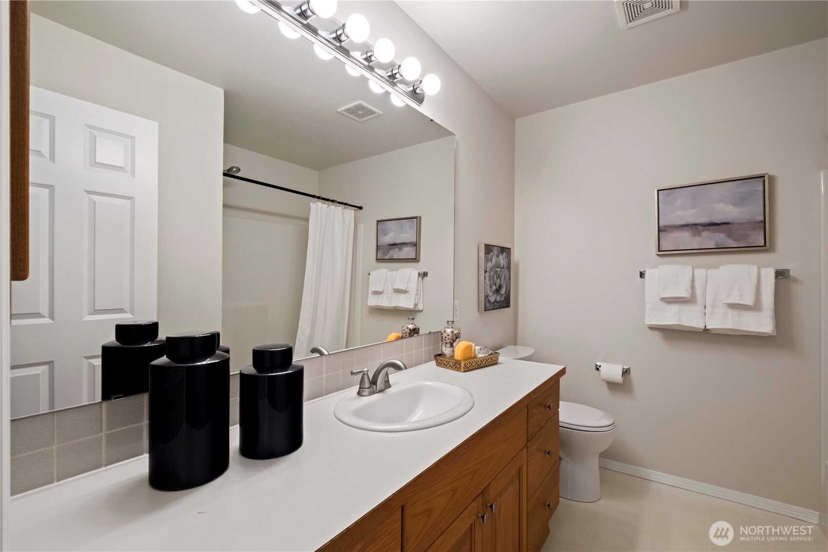 28551 NE 63rd Way , Carnation, WA 98014-9511