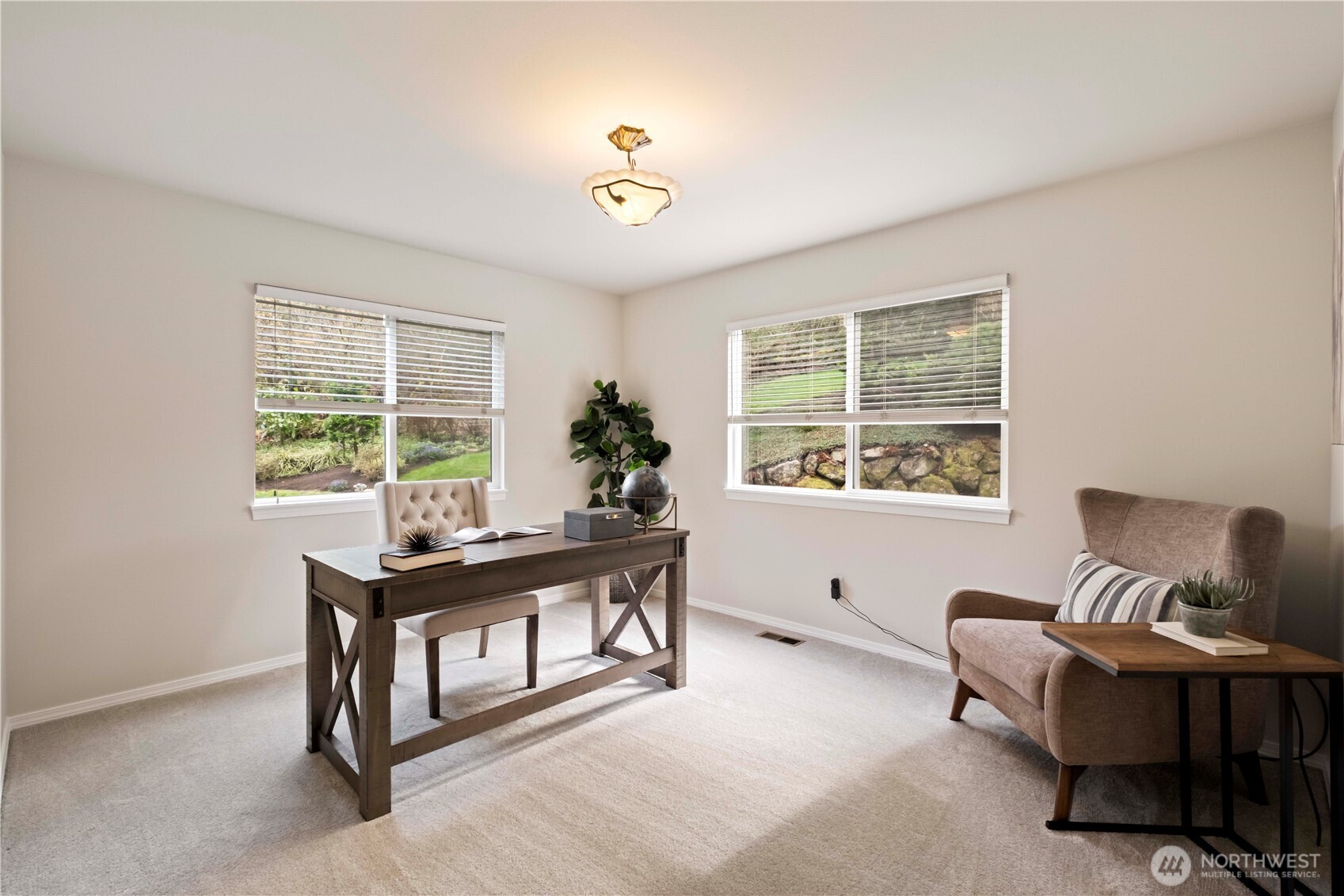 28551 NE 63rd Way , Carnation, WA 98014-9511