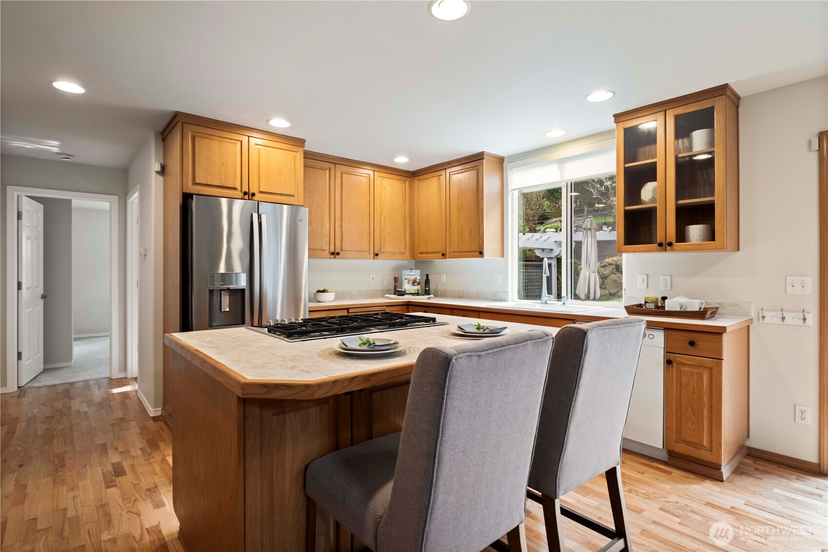 28551 NE 63rd Way , Carnation, WA 98014-9511