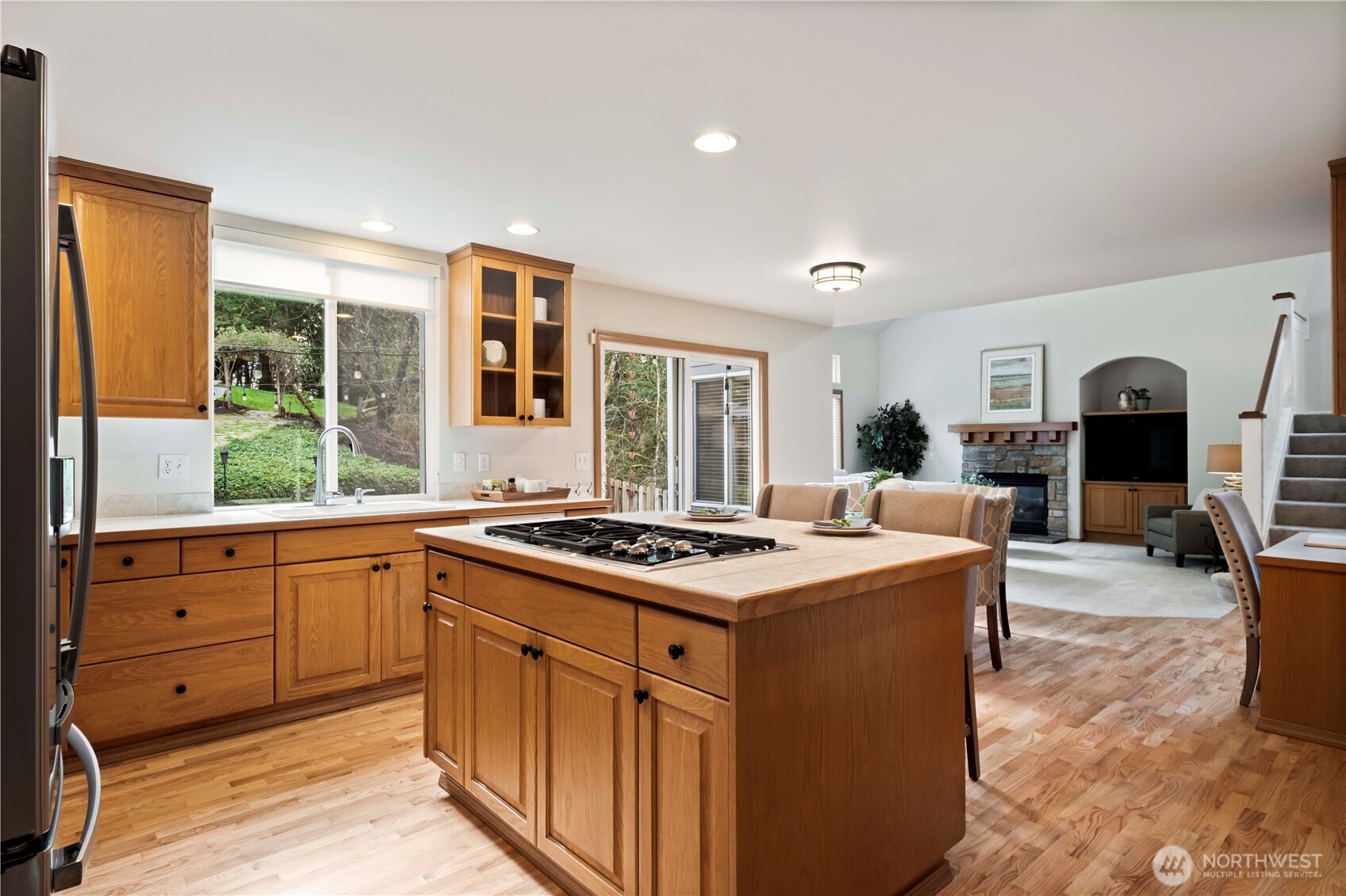 28551 NE 63rd Way , Carnation, WA 98014-9511