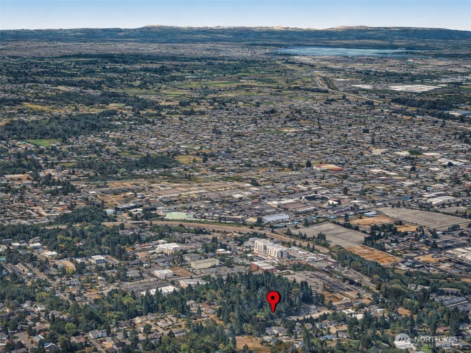 518 15th Avenue , Puyallup, WA 98372