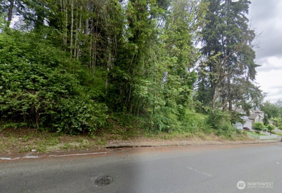 518 15th Avenue , Puyallup, WA 98372