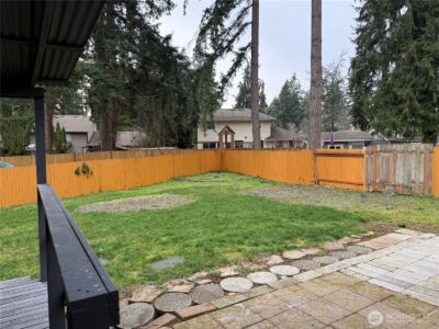 21330 Cypress Way , Lynnwood, WA 98036 - Photo 16
