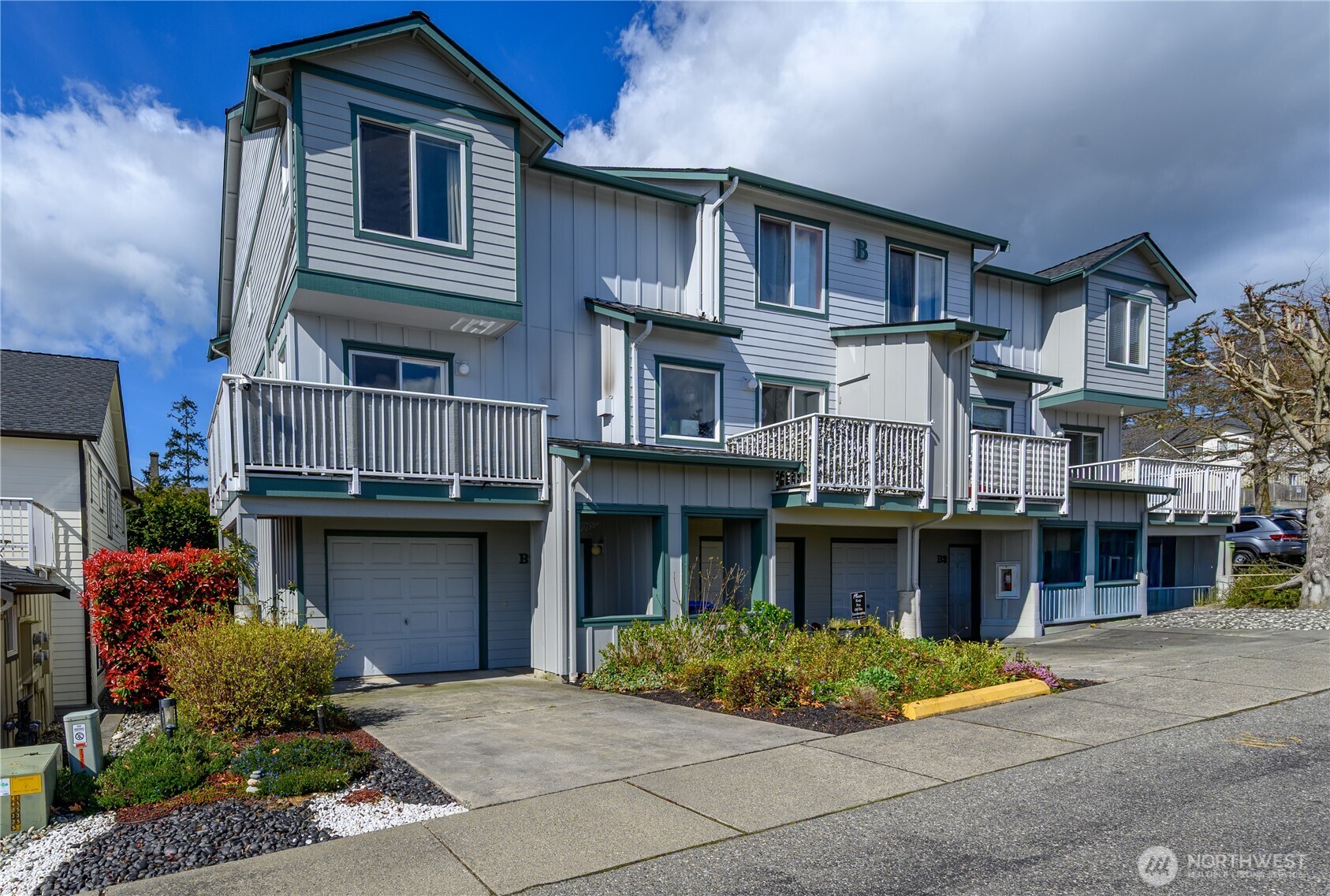 30875 State Route 20 #B1, Oak Harbor, WA 98277