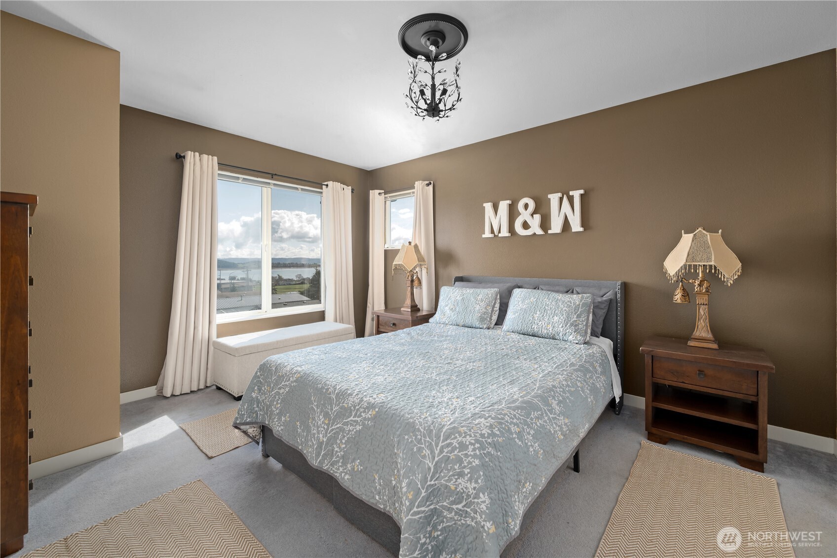 30875 State Route 20 #B1, Oak Harbor, WA 98277