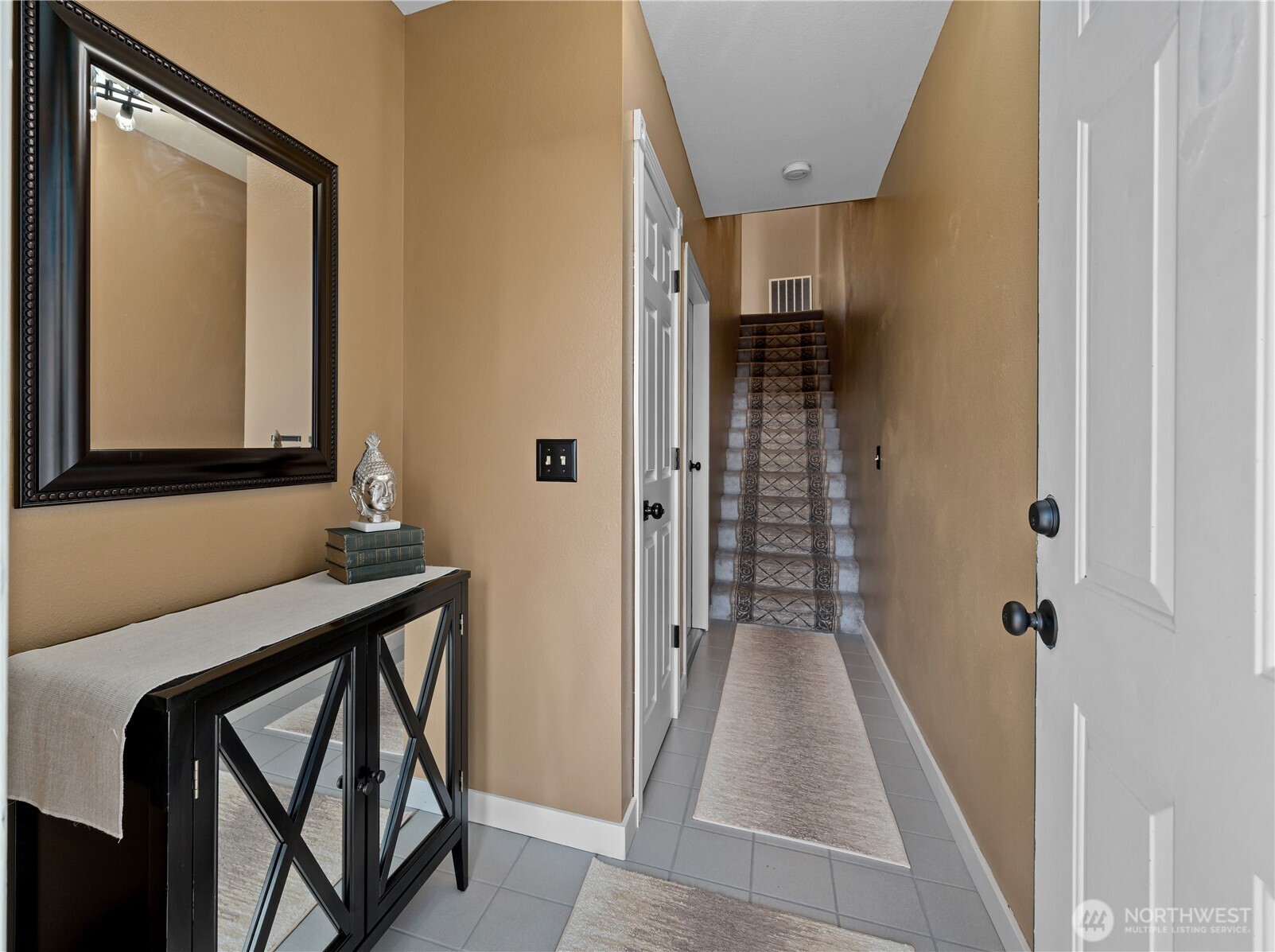 30875 State Route 20 #B1, Oak Harbor, WA 98277