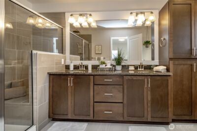 6830 31st Avenue SW, Seattle, WA 98126 - Photo 18