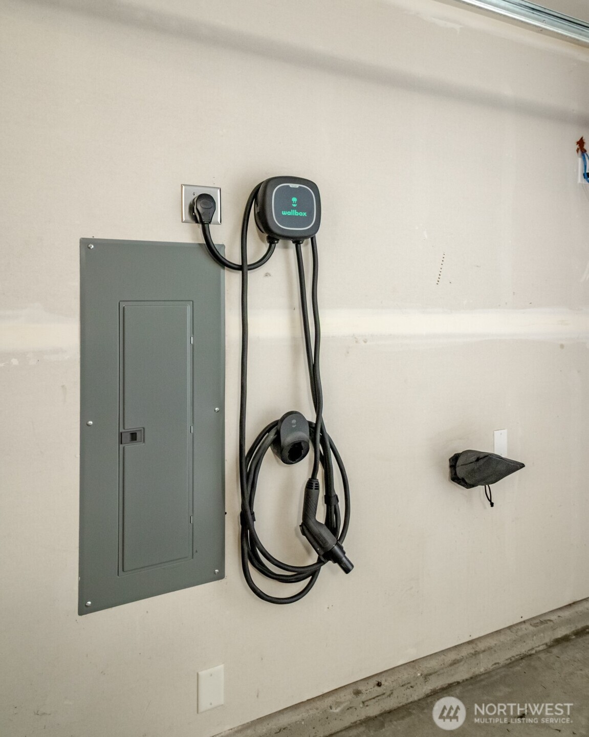 6830 31st Avenue SW, Seattle, WA 98126