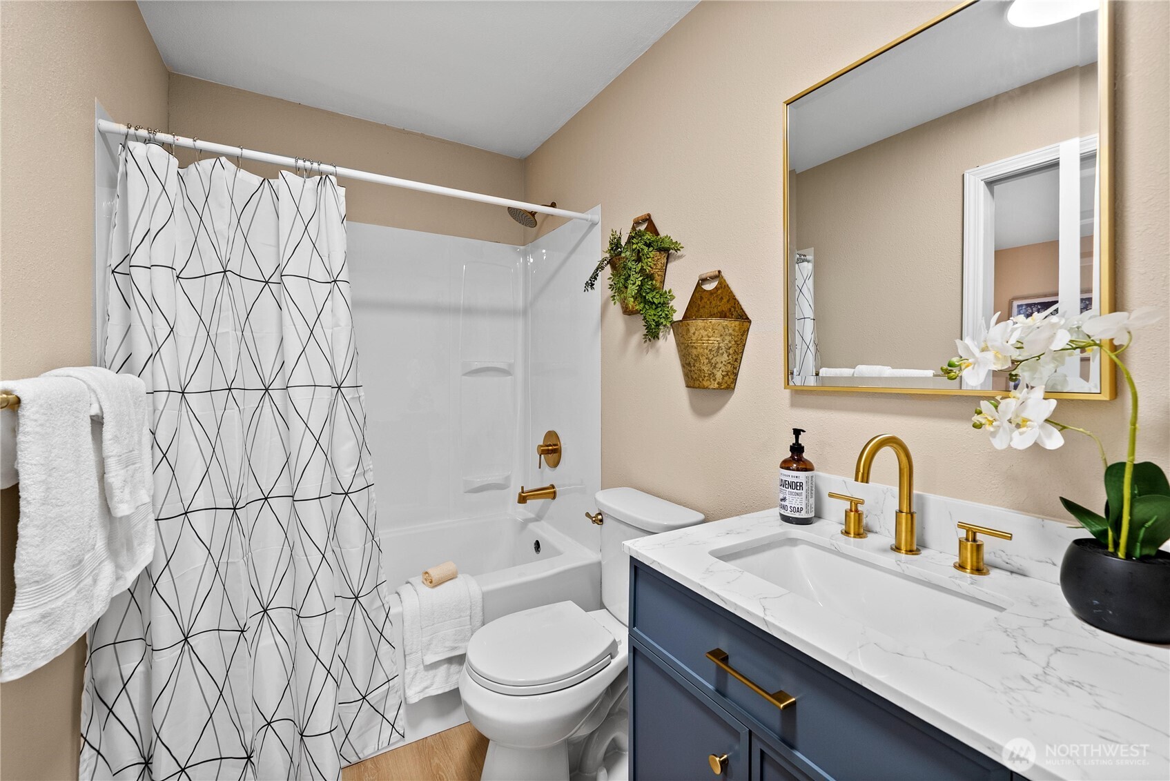 11101 Bingham Avenue E, Tacoma, WA 98446