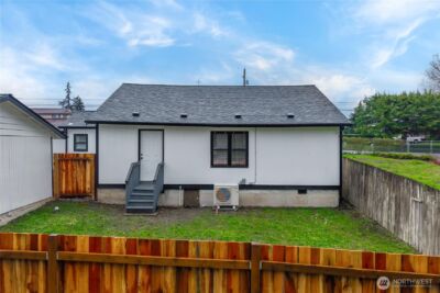 11101 Bingham Avenue E, Tacoma, WA 98446 - Photo 27