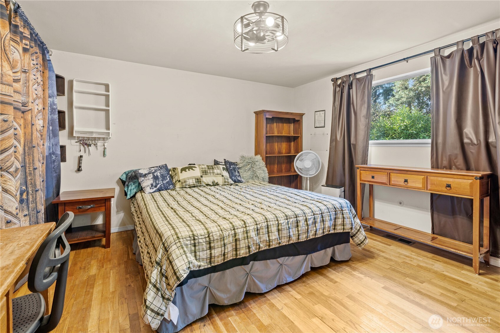 22415 Military Road S, SeaTac, WA 98198