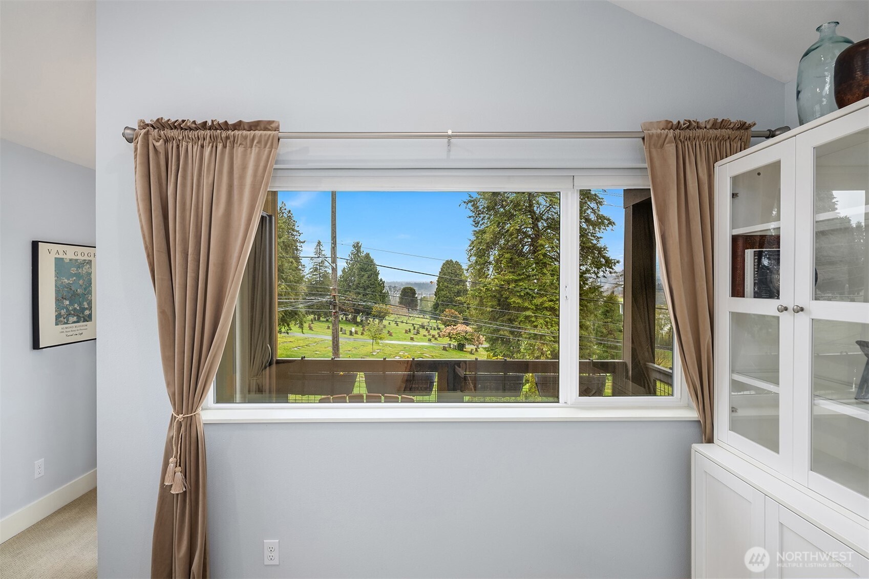 3010 NE 55th Street , Seattle, WA 98105