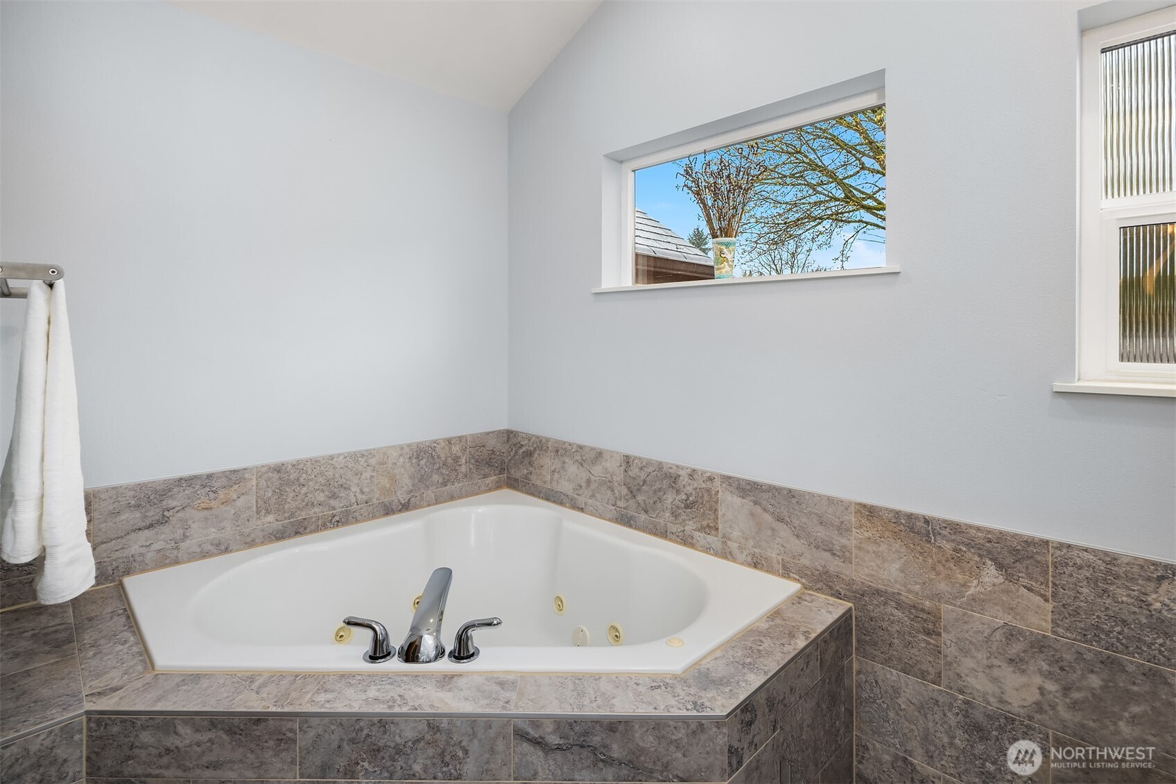 3010 NE 55th Street , Seattle, WA 98105