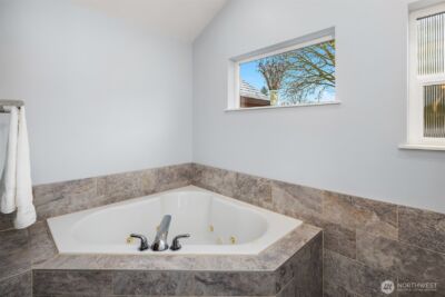 3010 NE 55th Street , Seattle, WA 98105 - Photo 25