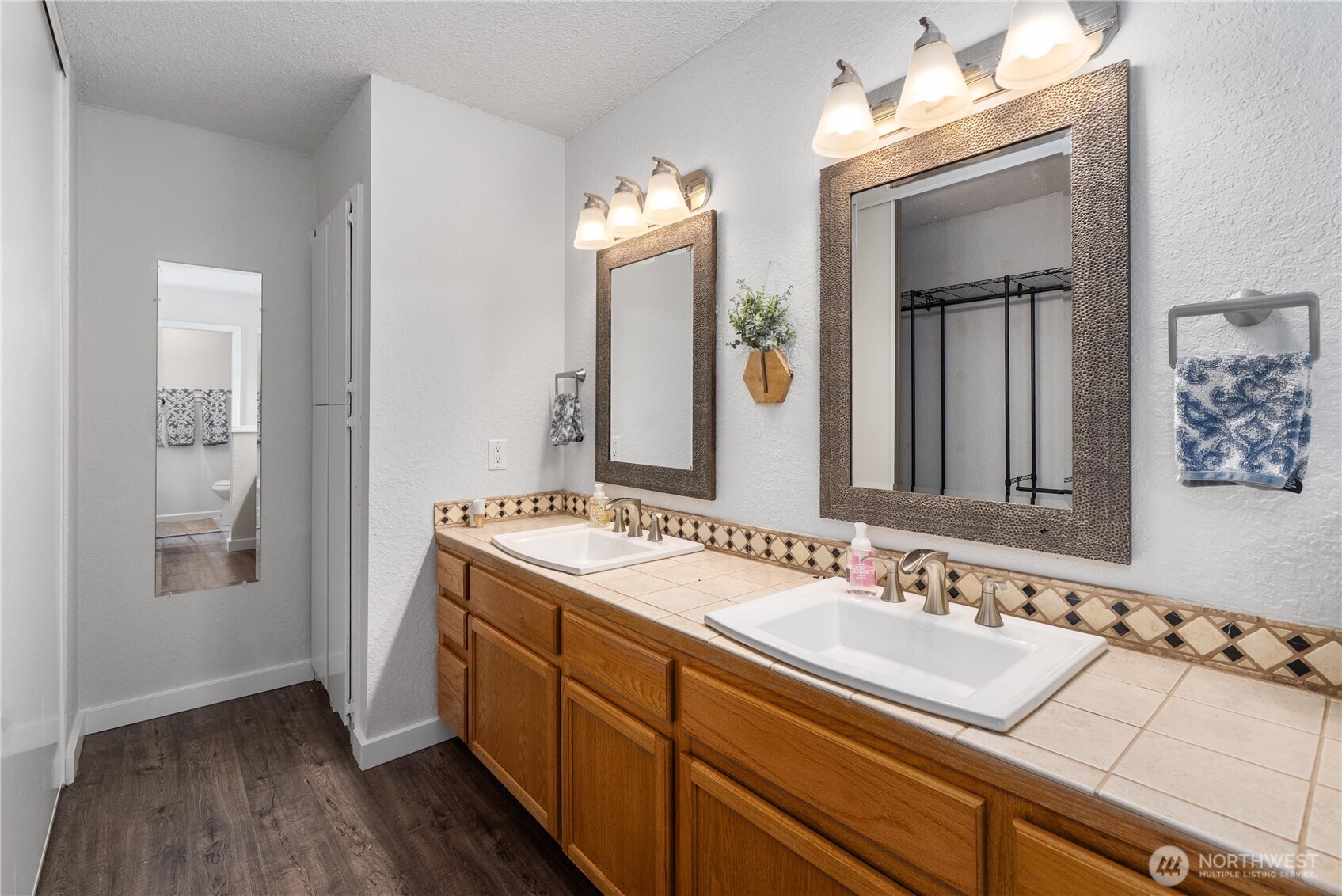 14401 SE Petrovitsky Road #G204, Renton, WA 98058