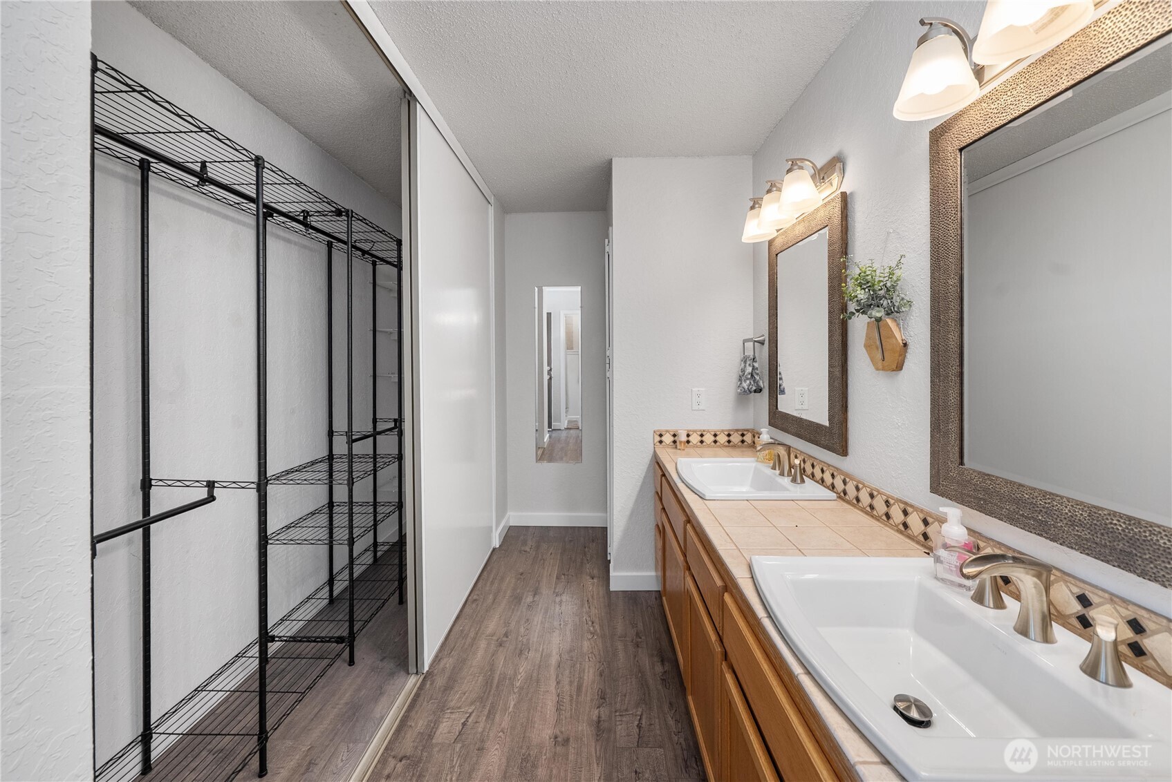 14401 SE Petrovitsky Road #G204, Renton, WA 98058
