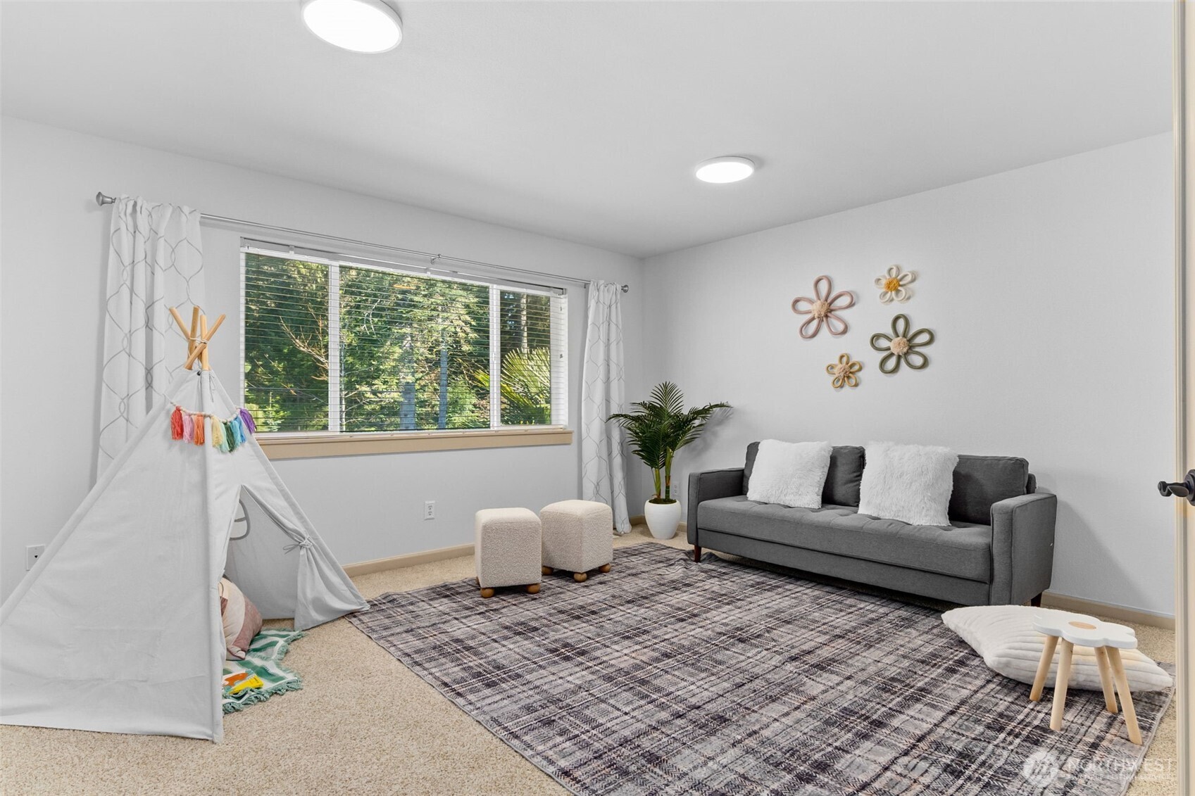 4244 90th Way SE, Olympia, WA 98501