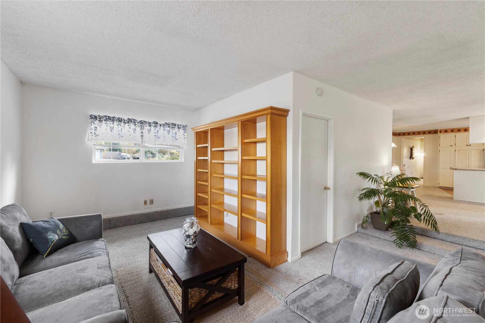 10730 Rampart Drive E, Puyallup, WA 98374