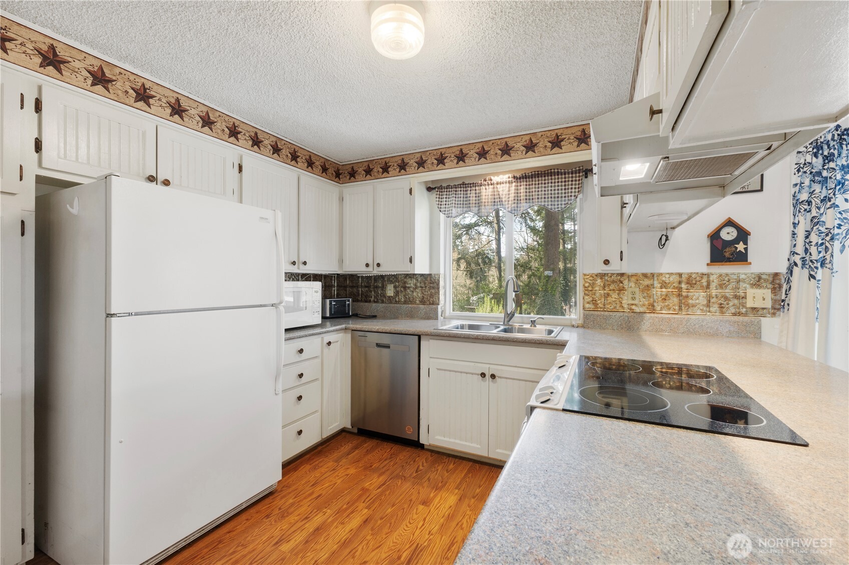 10730 Rampart Drive E, Puyallup, WA 98374