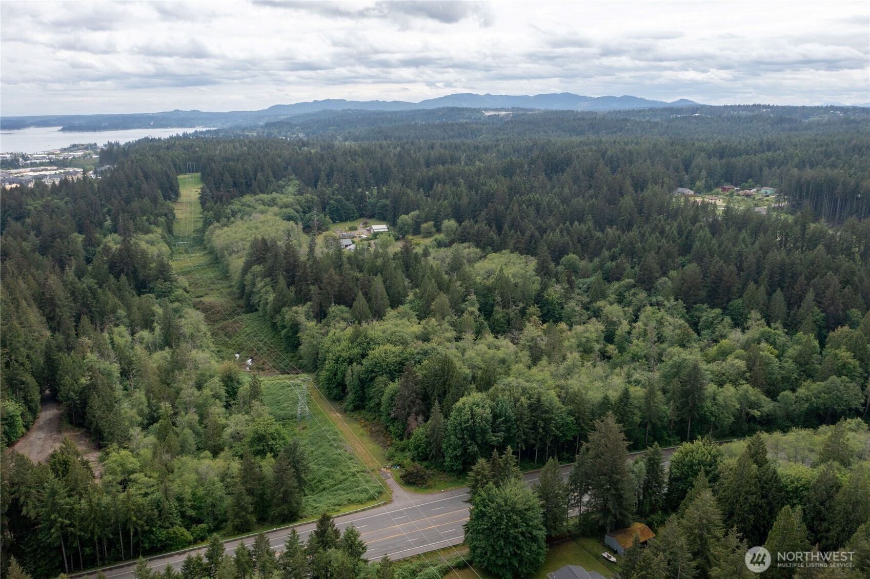 3761 NW Trigger Avenue NE, Silverdale, WA 98383