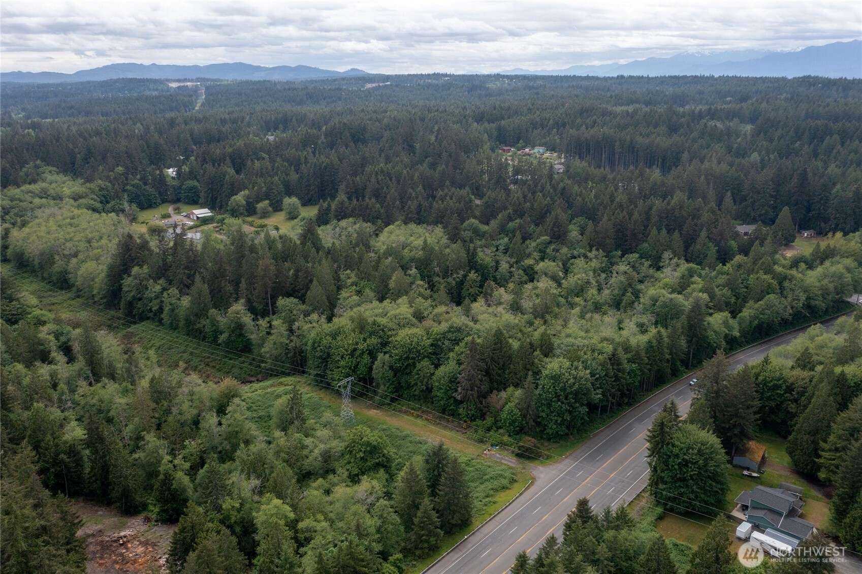 3761 NW Trigger Avenue NE, Silverdale, WA 98383