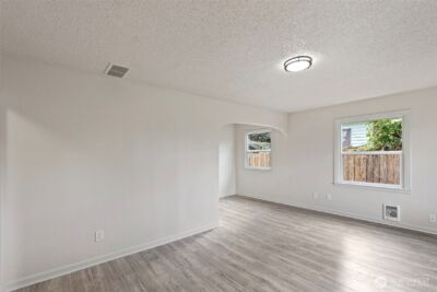 2414 S 8th Street , Tacoma, WA 98405 - Photo 6