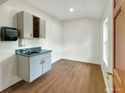 902 E Maple Street , Arlington, WA 98223 - Photo 14