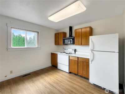 902 E Maple Street , Arlington, WA 98223 - Photo 17