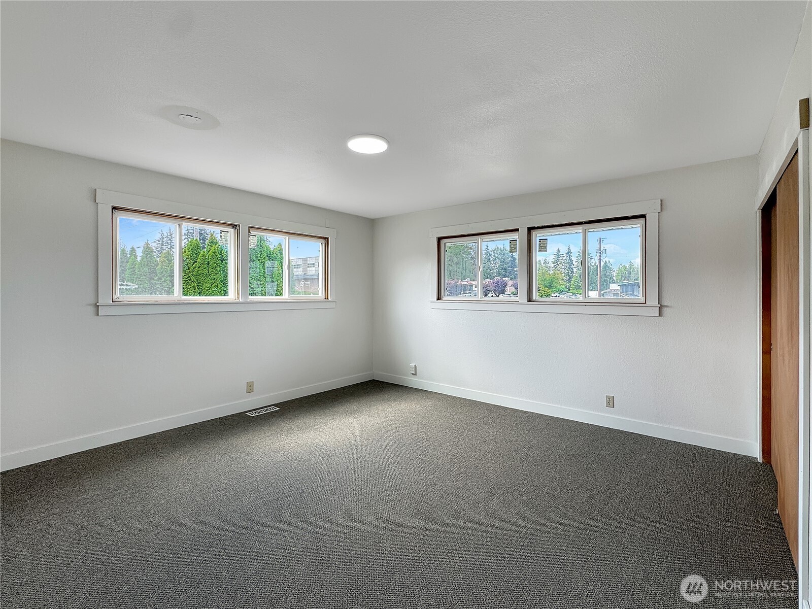 902 E Maple Street , Arlington, WA 98223