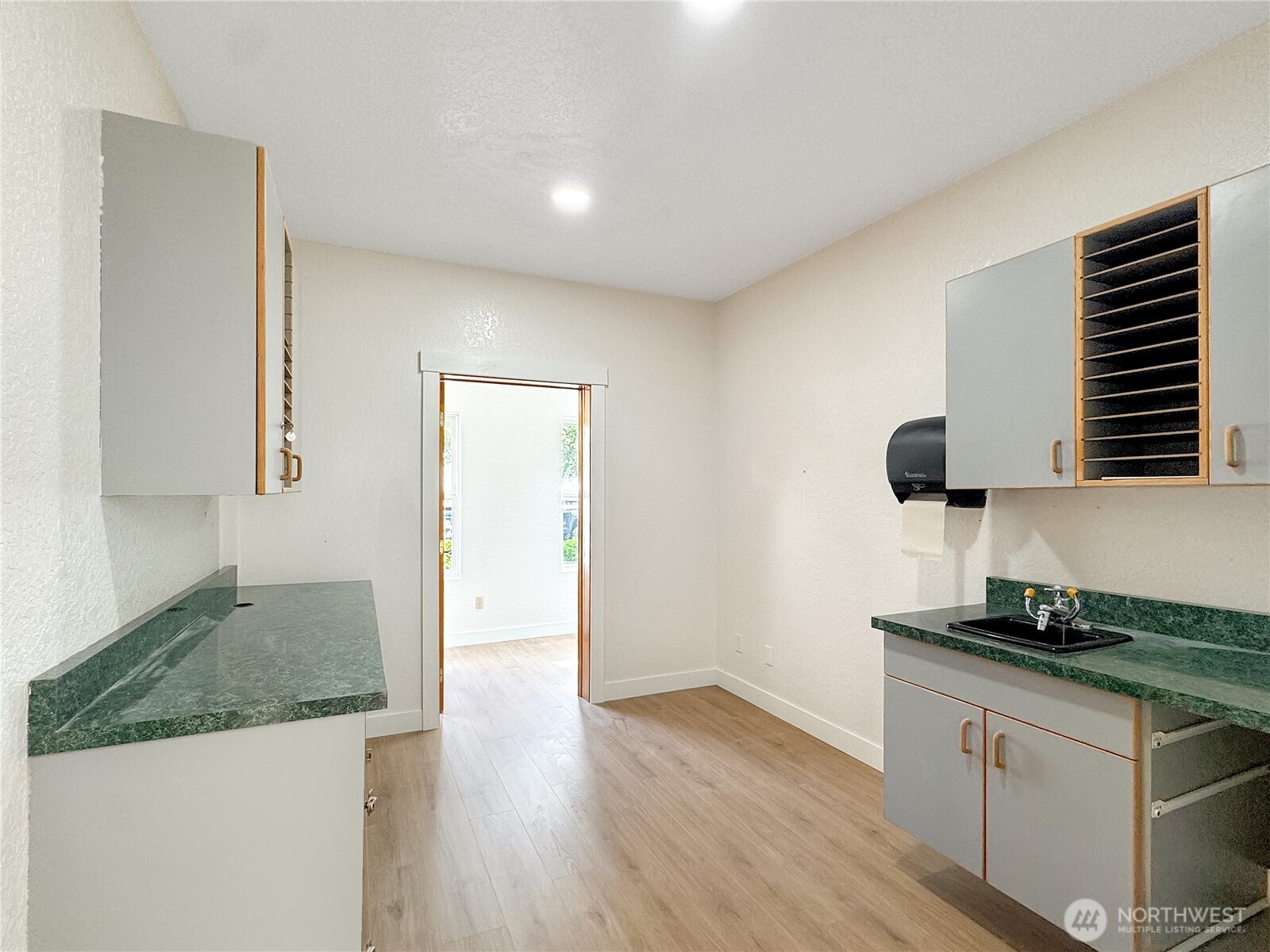 902 E Maple Street , Arlington, WA 98223