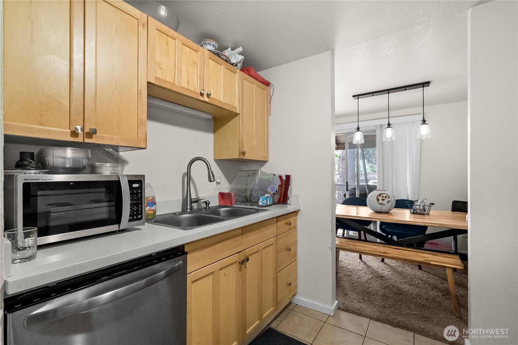 20032 66th Place W #B3, Lynnwood, WA 98036