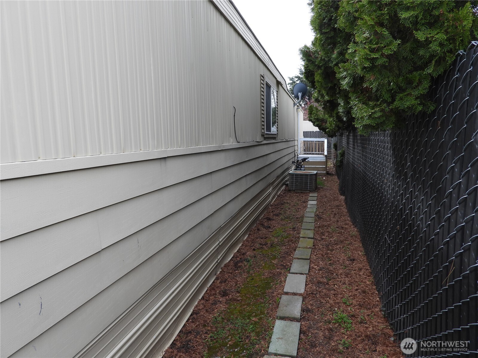 1608 N Western Avenue #18, Wenatchee, WA 98801