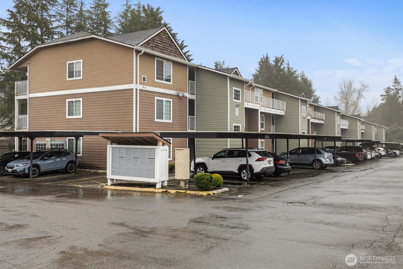 9917 Holly Drive #B307, Everett, WA 98204