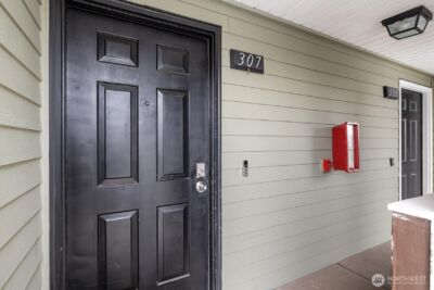 9917 Holly Drive #B307, Everett, WA 98204 - Photo 4