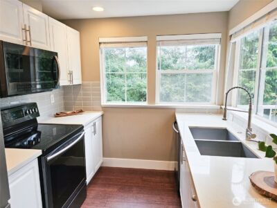 2272 Newport Way NW #1-4, Issaquah, WA 98027 - Photo 17