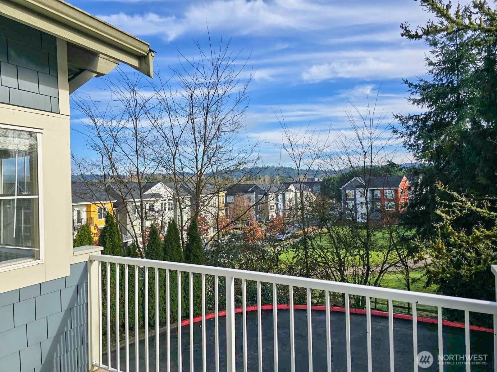 2272 Newport Way NW #1-4, Issaquah, WA 98027