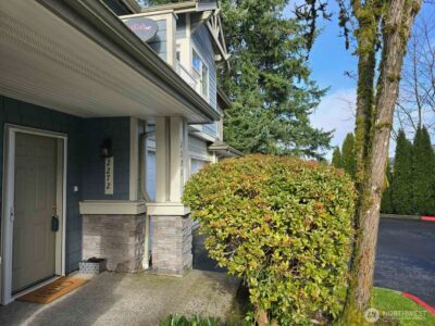 2272 Newport Way NW #1-4, Issaquah, WA 98027 - Photo 4