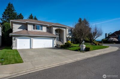 2203 12th Court NW, Auburn, WA 98001
