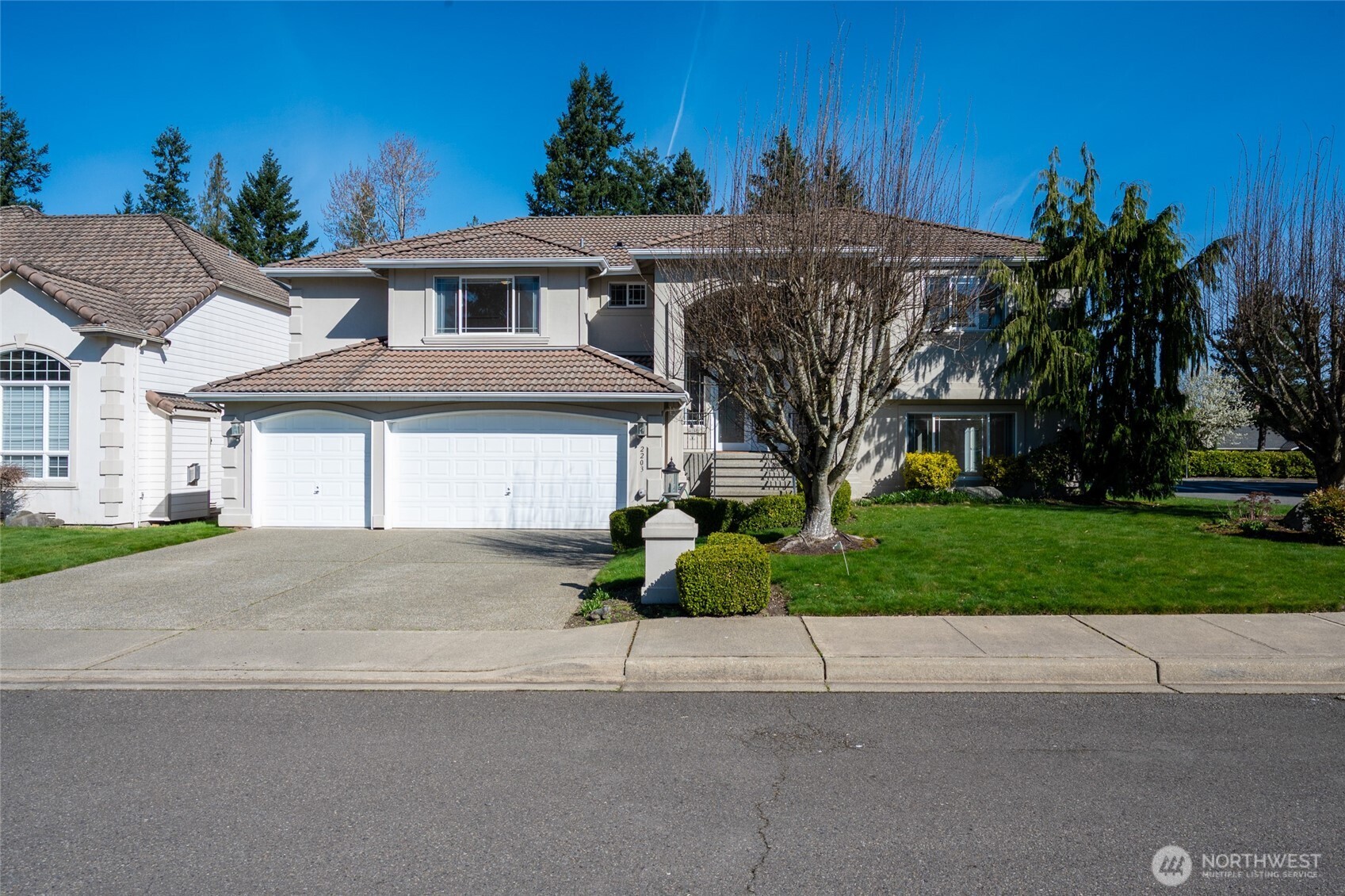 2203 12th Court NW, Auburn, WA 98001