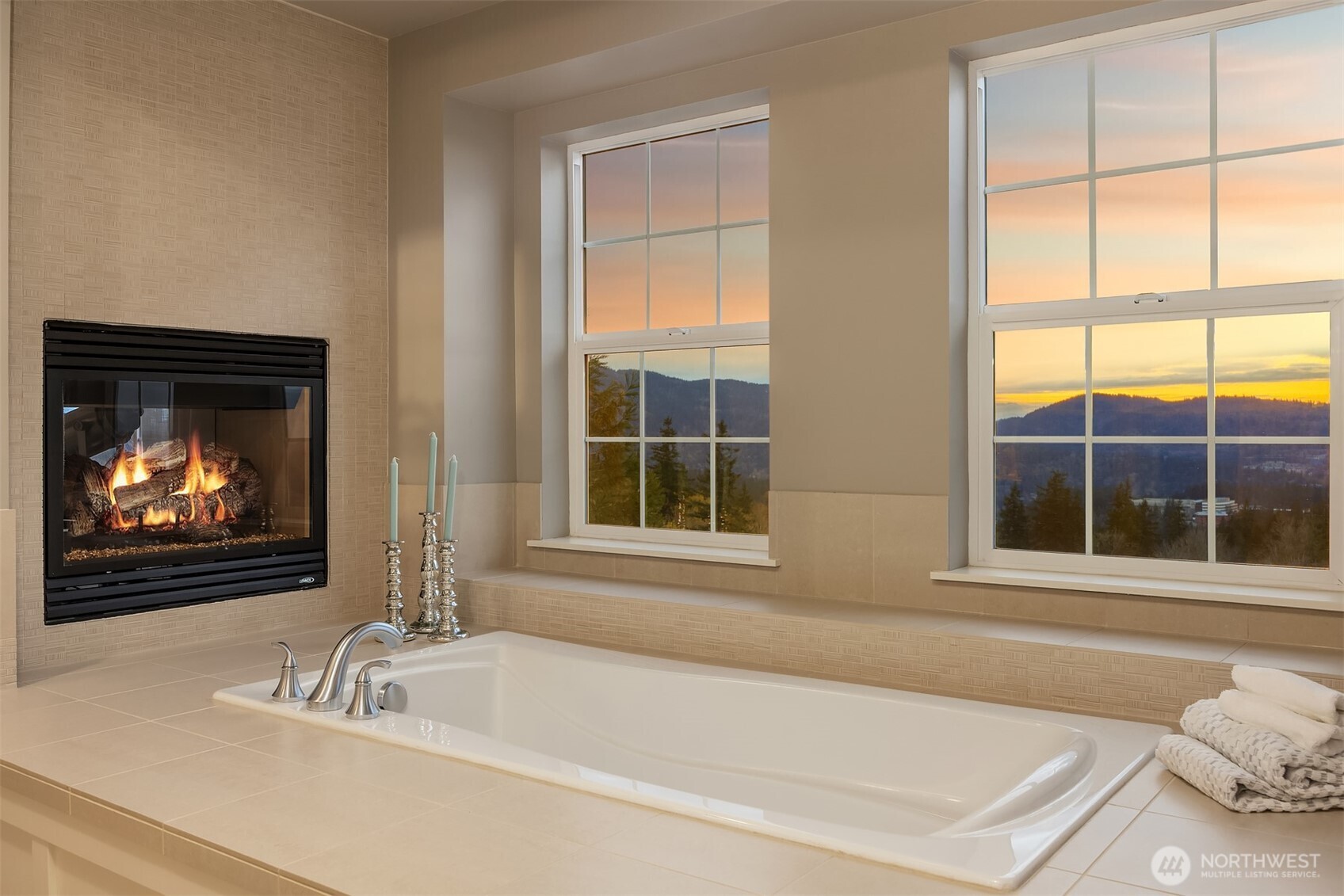 2440 NE Daphne Street , Issaquah, WA 98029