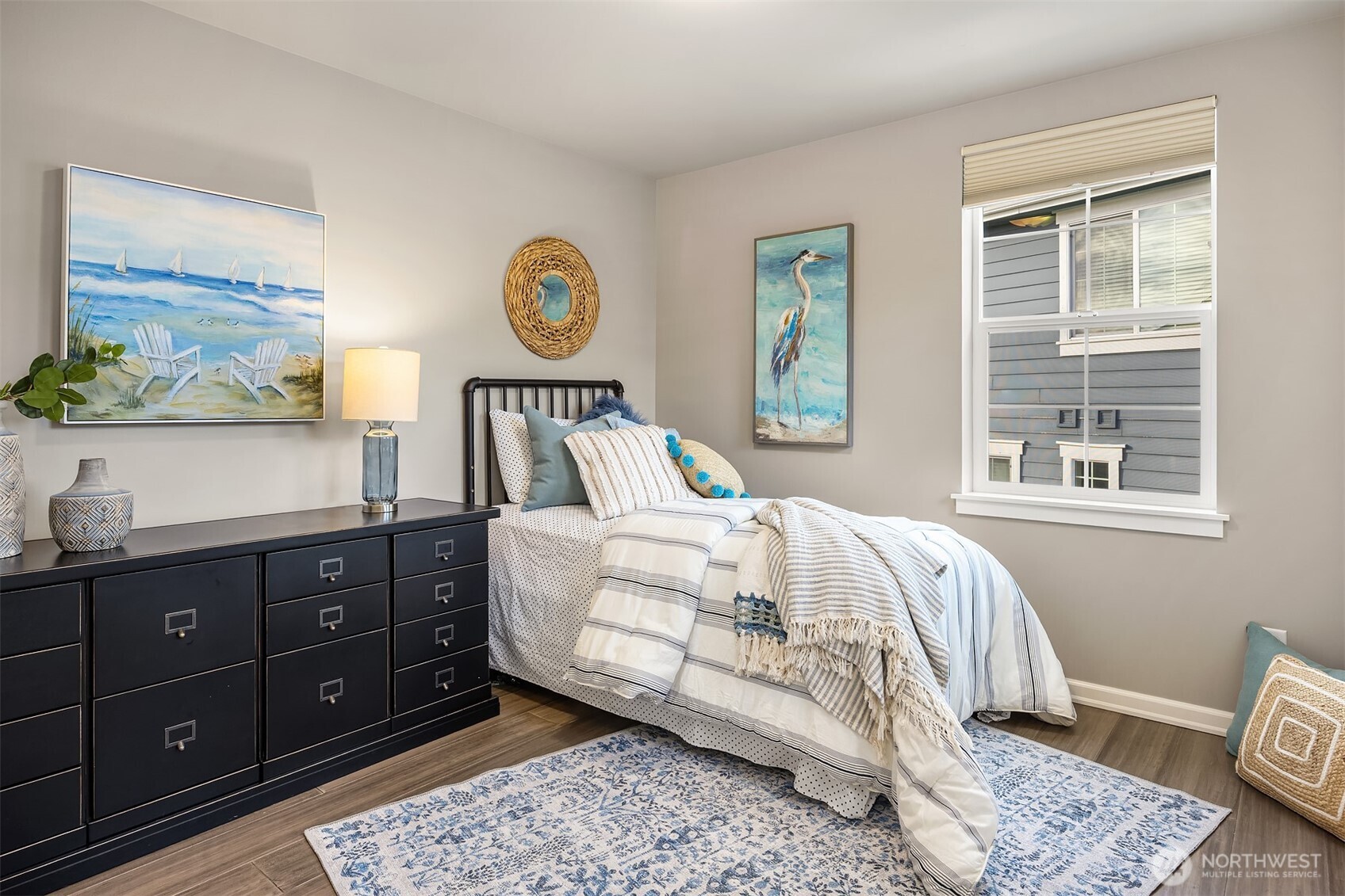 2440 NE Daphne Street , Issaquah, WA 98029
